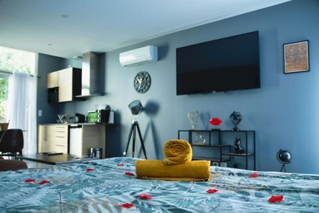 Love Room - La Parenthese Saint-Bauzille-de-la-Sylve Exterior foto